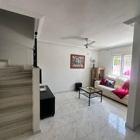 Homely Apartments Royal Torrevieja Zewnętrze zdjęcie