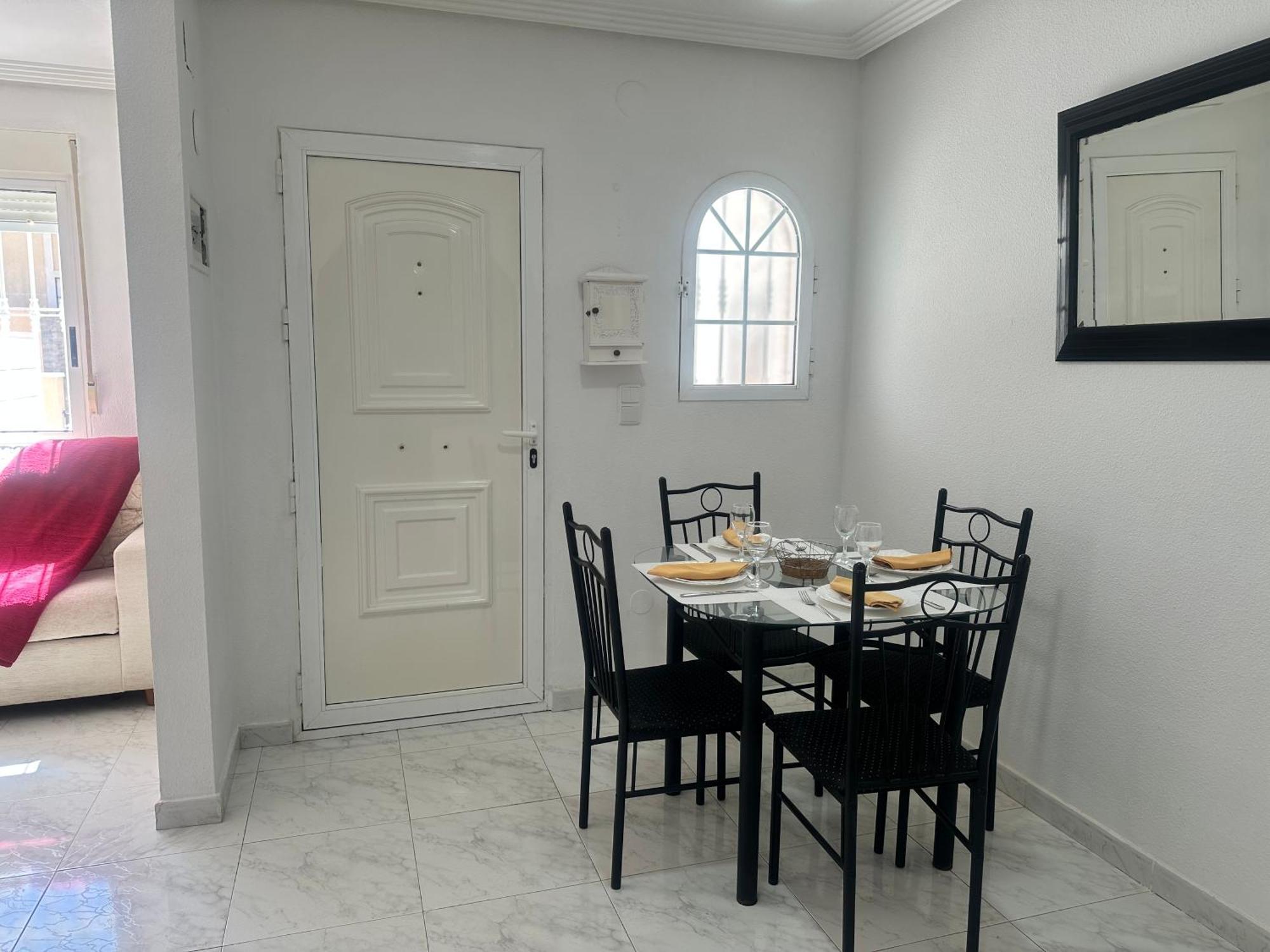 Homely Royal Apartment *